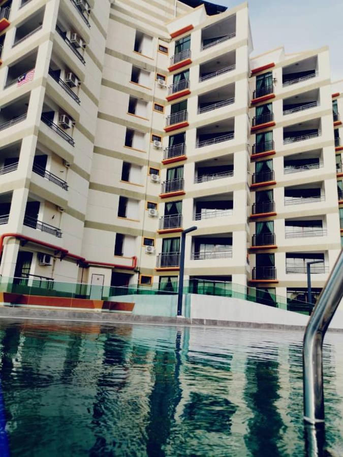 Marina Heights Hotel&Residences Lumut Exterior foto