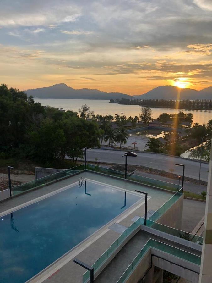 Marina Heights Hotel&Residences Lumut Exterior foto