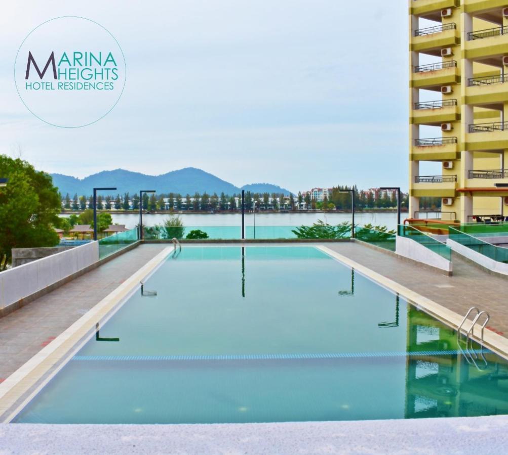 Marina Heights Hotel&Residences Lumut Exterior foto