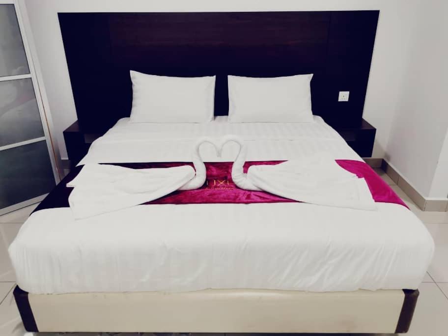 Marina Heights Hotel&Residences Lumut Exterior foto