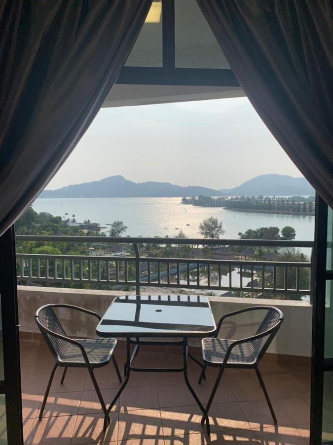 Marina Heights Hotel&Residences Lumut Exterior foto