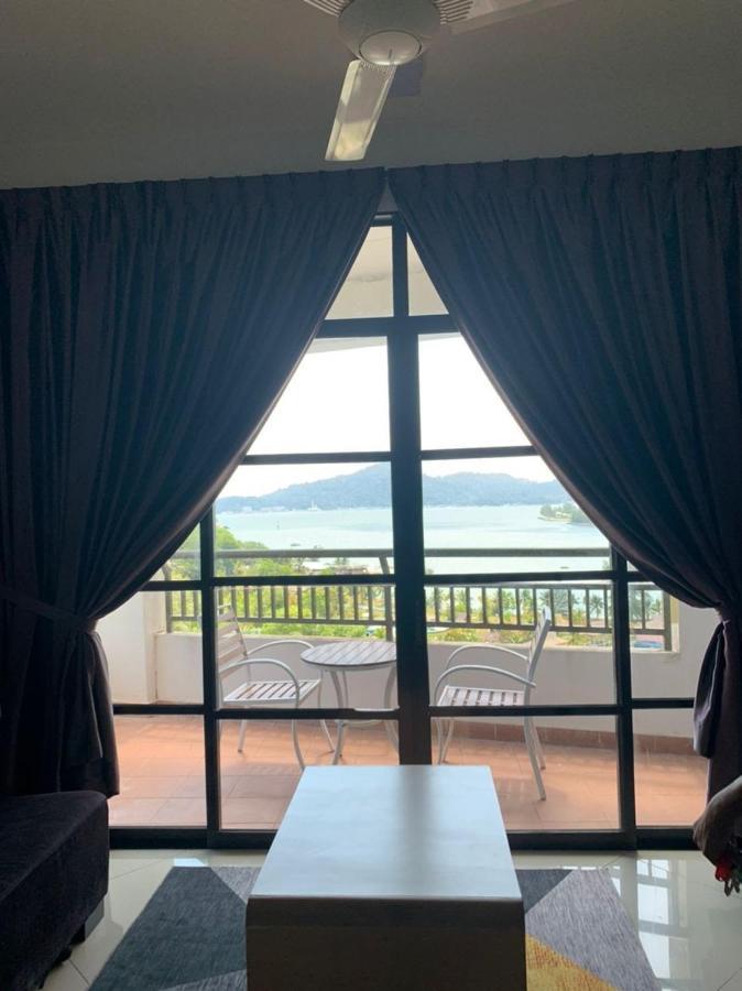 Marina Heights Hotel&Residences Lumut Exterior foto